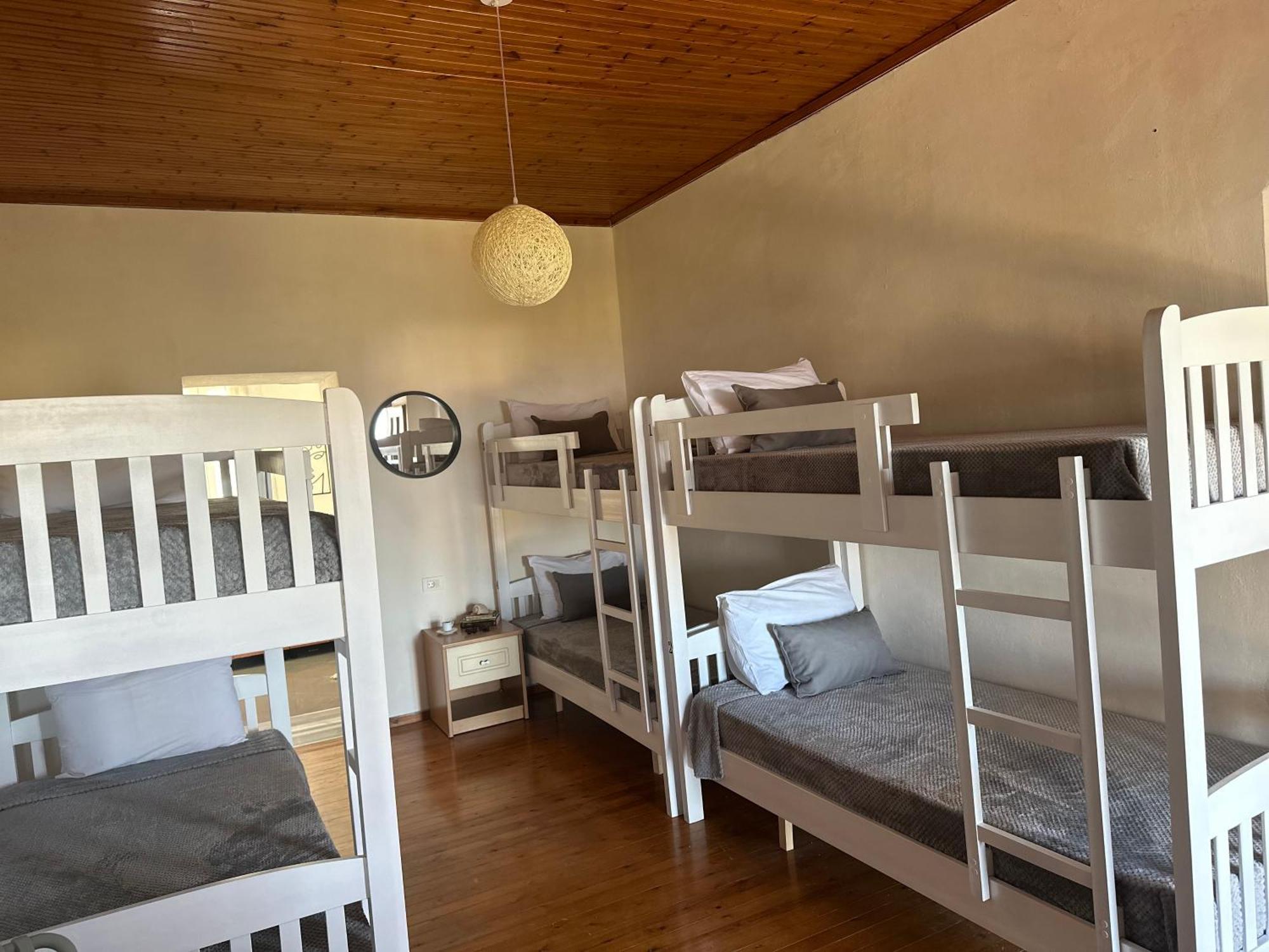 Hostel On The Hill - By Filikuri Beach Himare Bagian luar foto