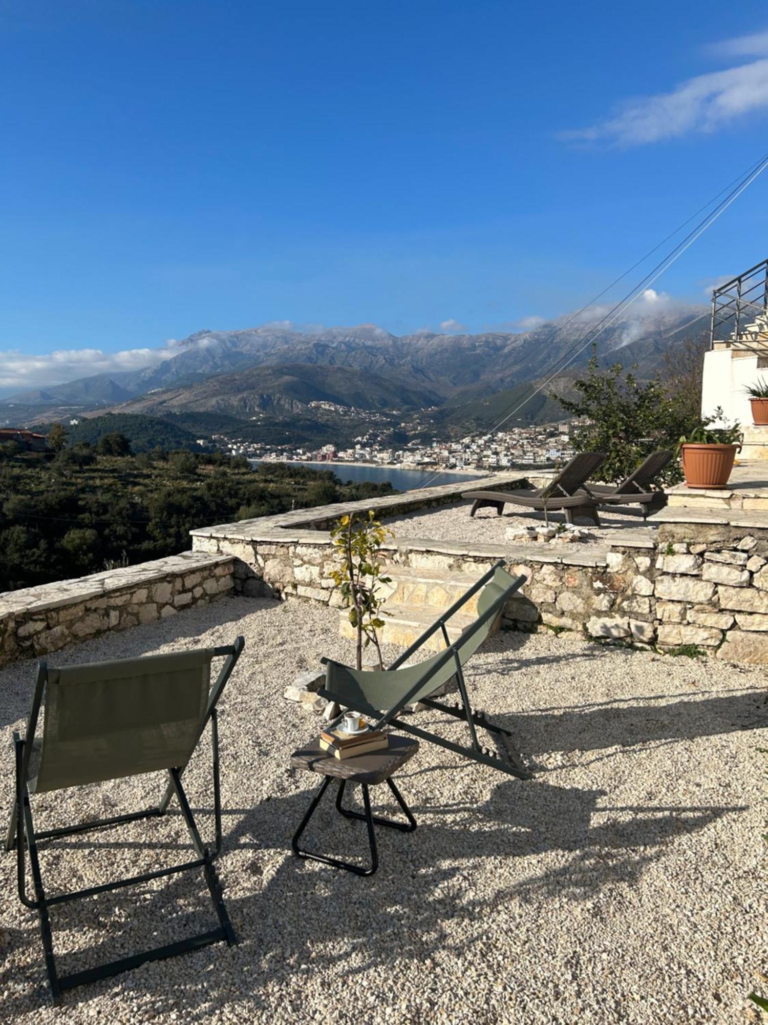 Hostel On The Hill - By Filikuri Beach Himare Bagian luar foto